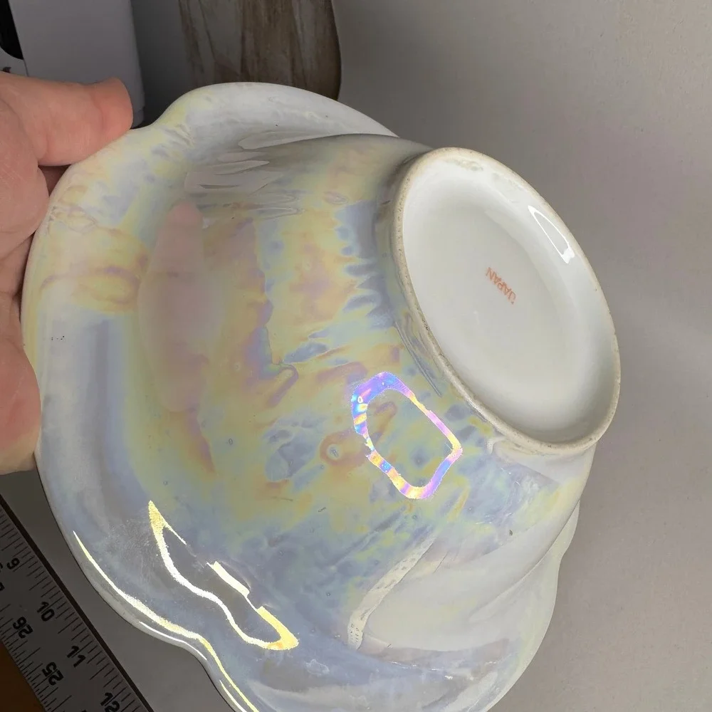 Vintage Japan Porcelain Lusterware‎ Bowl 9.5